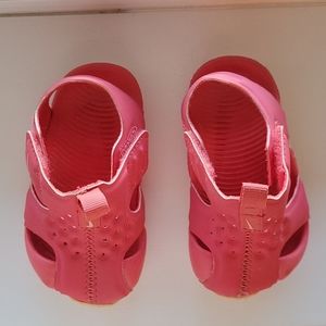 Nike baby sandals